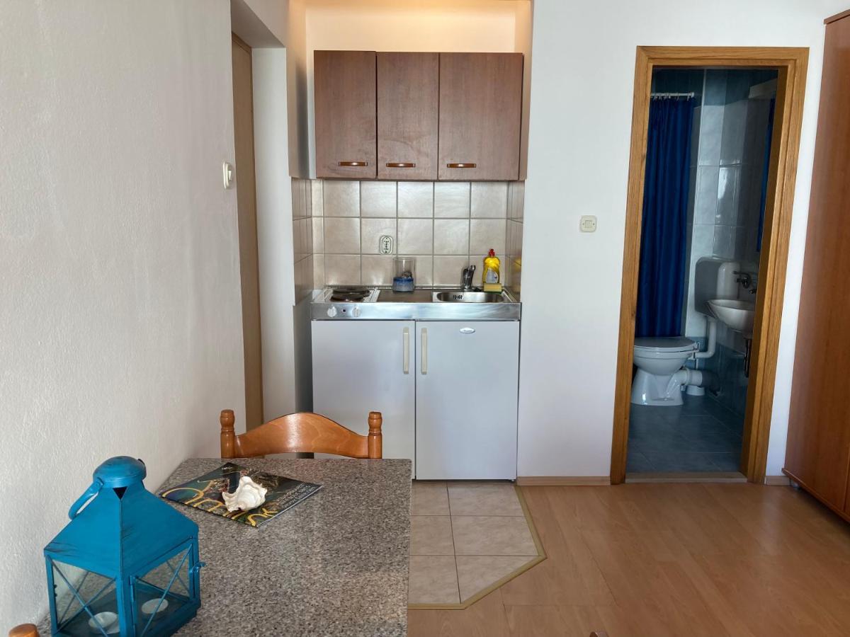 Sunrise Apartments And Studio Apartments 1 Lokva Rogoznica Eksteriør billede