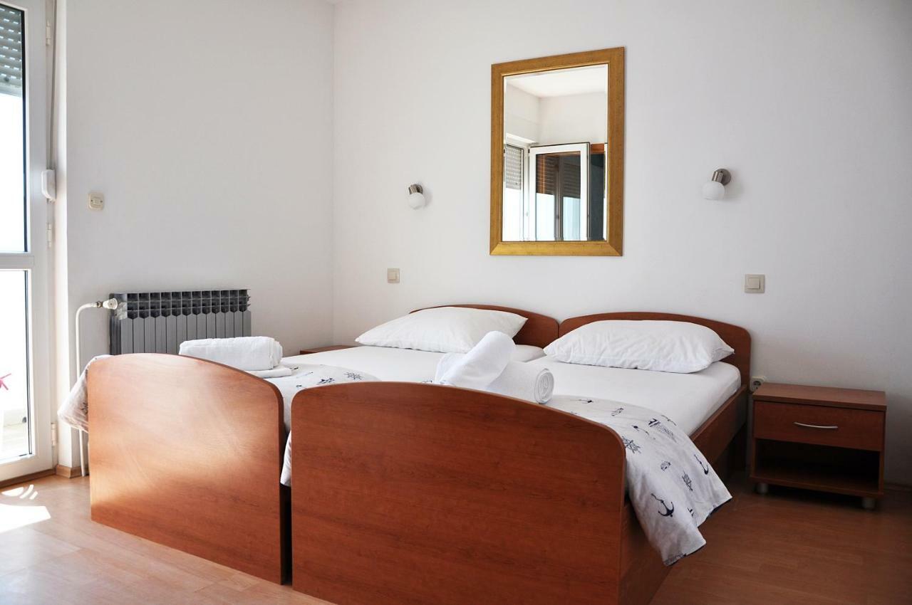 Sunrise Apartments And Studio Apartments 1 Lokva Rogoznica Eksteriør billede